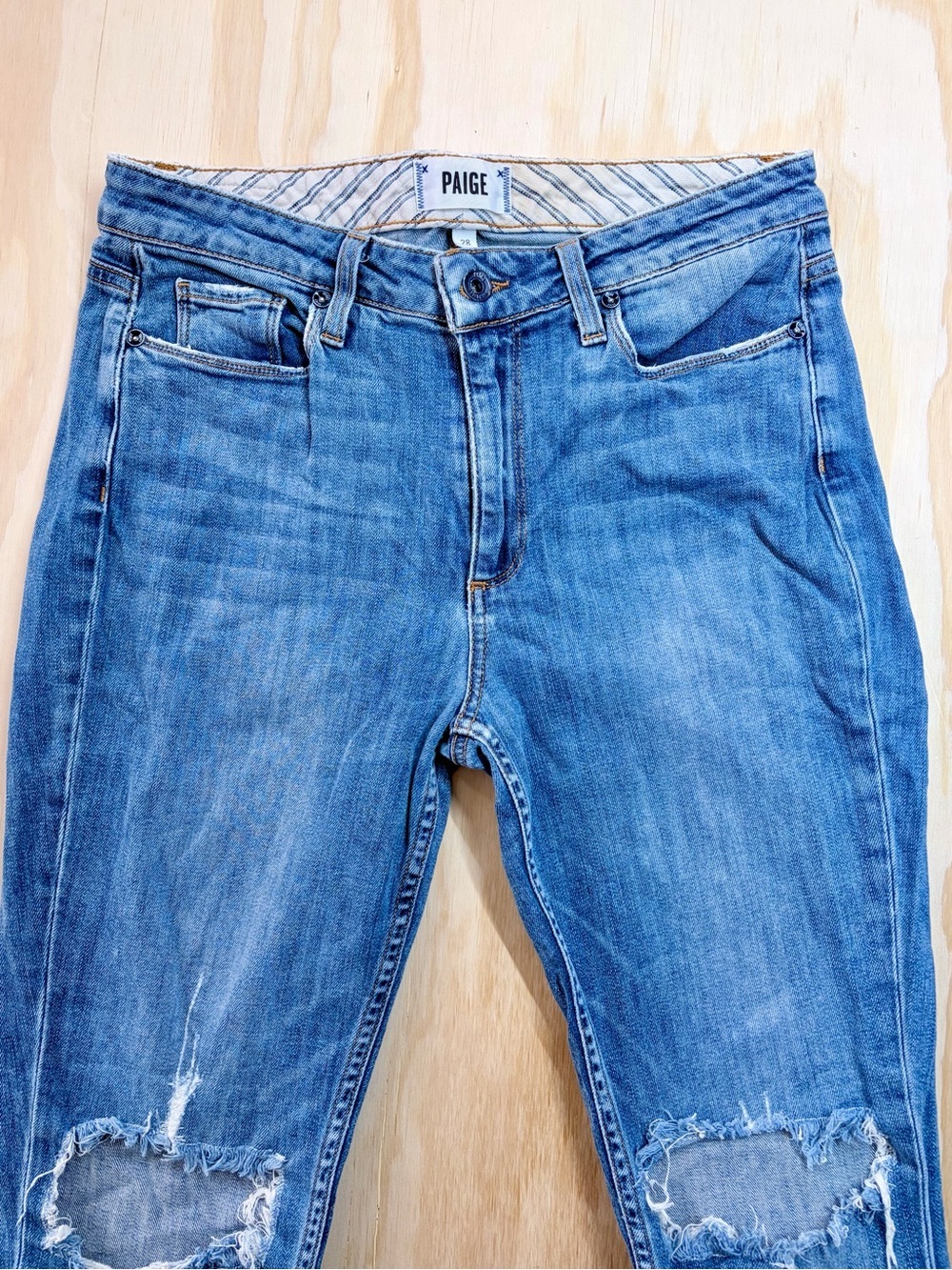 PAIGE Carter Slim Boyfriend Jeans Distressed Light Wash Size 28 - Picture 2 of 10